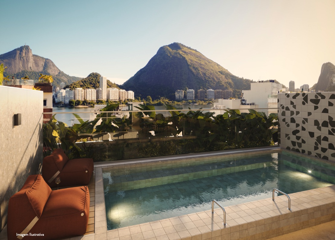 Rooftop Espaço Be.in.Rio com lounge e vista para o Rio de Janeiro
